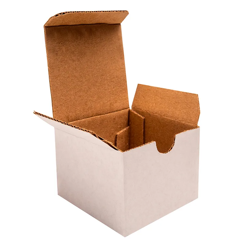 Caja de Microcorrugado blanca 7.4×7.4×5.2 cm